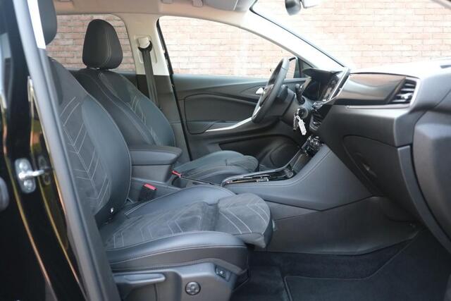 Opel Grandland 1.2 Turbo 130pk EAT8 GS | Navi | App Connect | Adaptive Cruise | Camera | Alcantara | Winter Pakket