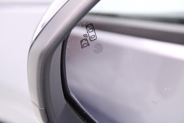 Opel Grandland 1.6 Turbo Plug-In Hybrid 4x4 GSe | climate | pdc v/a + camera | matrix | carplay | cruise adaptief | elektr. achterklep | dode hoek | stuurverwarming