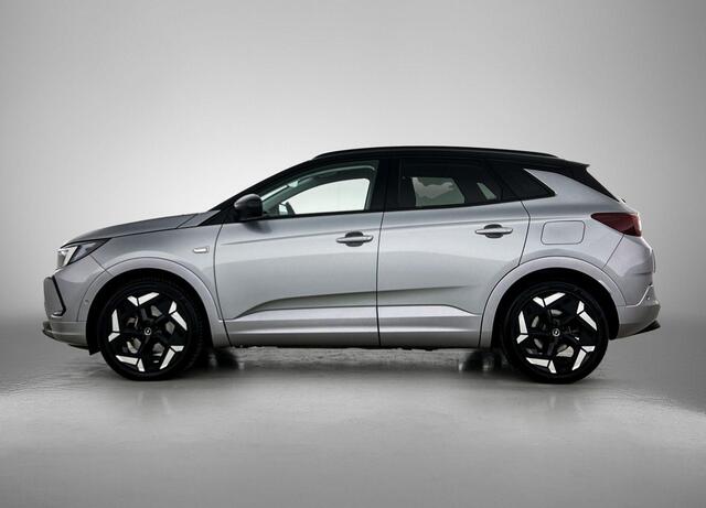 Opel Grandland 1.6 Turbo Plug-In Hybrid 4x4 GSe | Camera | Navigatie | 300pk! |