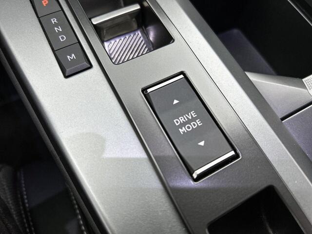 Opel Grandland 1.2 Turbo Hybrid GS Achteruitrijcamera / Apple Carplay/Android Auto / Vol Automatische airco / matrix LED koplampen / LMV 19"