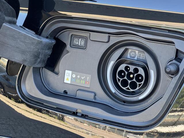 Opel Grandland Ultimate 1.6 PHEV Hybrid4 300pk e-EAT8 4x4 | TREKHAAK | MATRIX LED | ALCANTARA | NAVI | HANDSFREE A.KLEP | AGR-STOELEN | STOEL+STUURVERW. | PARK ASSIST | 360 CAMERA | MASSAGE