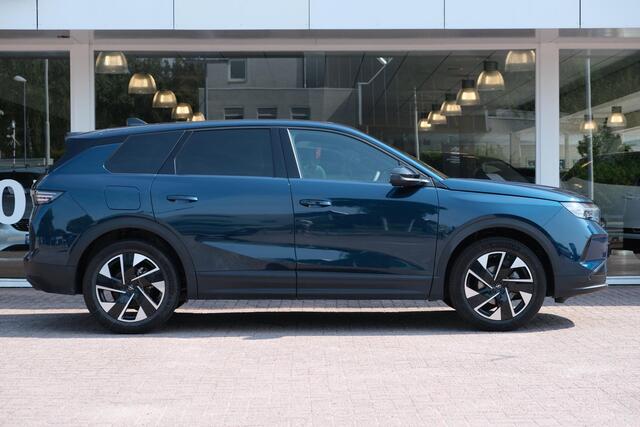 Opel Grandland 1.2 Turbo Hybrid 145pk eDCT6 GS | Navi | App Connect | Adaptive Cruise | Climate Control | Panoramadak | 360° Camera | Focal Audio | Keyless