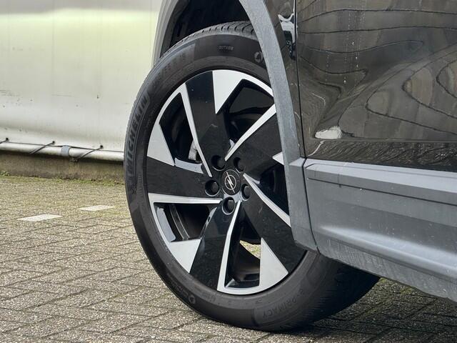 Opel Grandland 1.2 Turbo Hybrid GS met Navi/Camera, Winterpakket, AGR, 19inch, Full LED