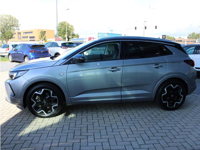 Opel Grandland 1.6 Turbo Plug-In Hybrid 4x4 Business Elegance NAVI / CAMERA / TREKHAAK