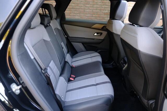 Opel Grandland 1.2 Turbo Hybrid 145pk eDCT6 GS - Panoramadak - Adaptive Cruise - Head-up display - Stoelverwarming - Elektrische achterklep - 360° Camera - Focal Audio