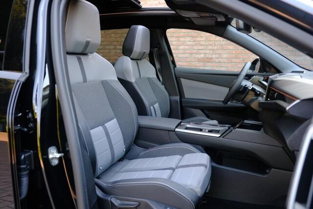 Opel Grandland 1.2 Turbo Hybrid 145pk eDCT6 GS - Panoramadak - Adaptive Cruise - Head-up display - Stoelverwarming - Elektrische achterklep - 360° Camera - Focal Audio