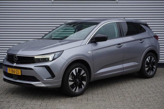 Opel Grandland 1.6 Turbo Hybrid Elegance / Camera / Stuurverwarming / Adaptive Cruise / Adaptieve LED koplampen