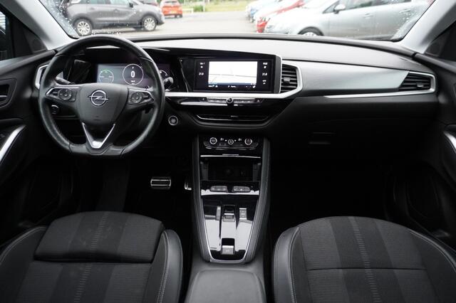 Opel Grandland 1.6 Turbo Hybrid Elegance / Camera / Stuurverwarming / Adaptive Cruise / Adaptieve LED koplampen