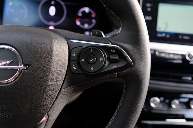 Opel Grandland 1.2 Turbo Hybrid 145pk eDCT6 GS - Adaptieve cruise - Achteruitrijcamera - Apple CarPlay - Navigatiesysteem - Parkeersensoren - Climate control - Keyless - Dodehoekdetectie