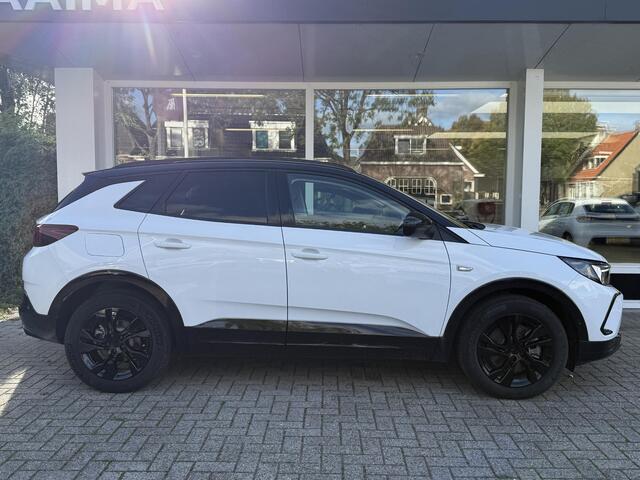 Opel Grandland 1.6 Turbo Plug-In Hybrid GS | 2 KM | Climate & Adaptive Cruise Control | Navigatie | 360 Camera |