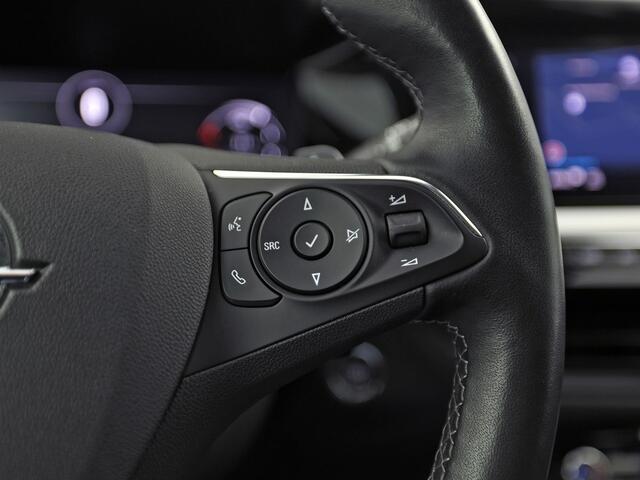 Opel Grandland 1.6 Turbo Plug-In Hybrid 4x4 Ultimate 224Pk Automaat (NAP, VIRTUAL COCKPIT, SOH 96,6%, APPLE CARPLAY, GROOT NAVI, KEYLESS, SPORTSTOELEN, GETINT GLAS, ADAPTIVE CRUISE, NIEUWSTAAT)
