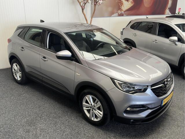 Opel Grandland X 1.2 Turbo Edition NAVIGATIE CRUISE CONTROL APPLE CARPLAY/ANDROID RIJSTROOKSENSOREN ACHTERUITRIJCAMERA ZEER MOOI !! NIEUW BINNEN