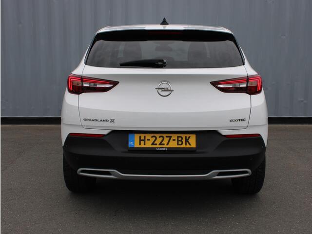 Opel Grandland X 1.2 Turbo Business Executive