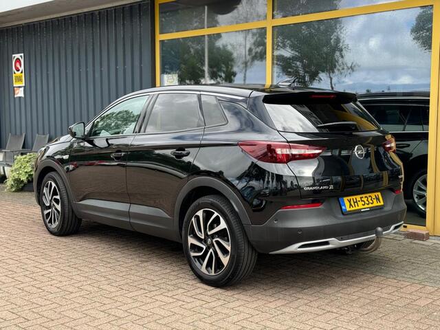 Opel Grandland X 1.2 Turbo Bus. Ex.