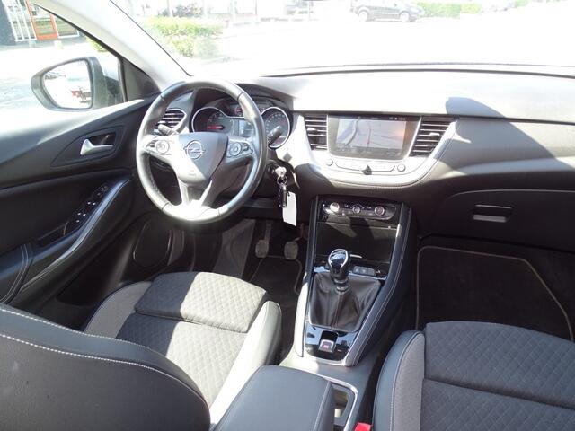 Opel Grandland X 1.2 TURBO BUS. EX 130 Pk-Navi-Media-Blth-Trkh