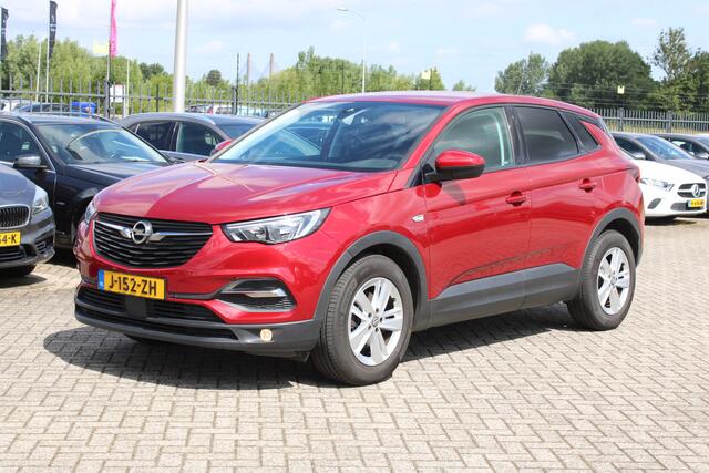 Opel Grandland X 1.2 Turbo 130pk Automaat Innovation AGR CARPLAY WINTERPAKKET
