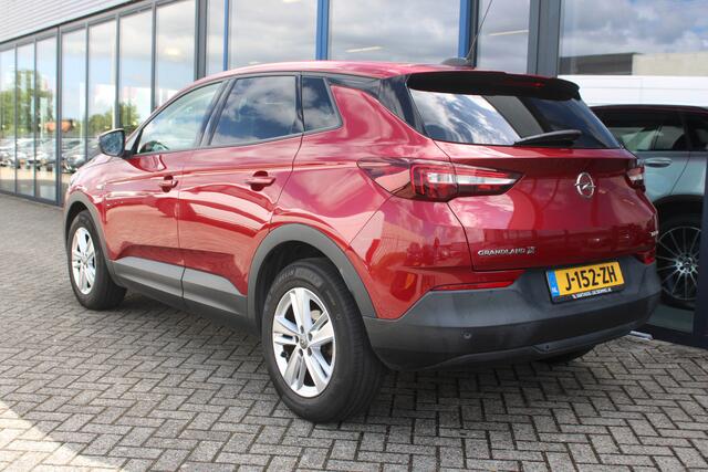 Opel Grandland X 1.2 Turbo 130pk Automaat Innovation AGR CARPLAY WINTERPAKKET
