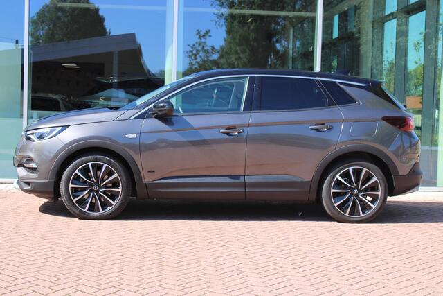 Opel Grandland X 1.6 Turbo Hybrid4 Ultimate