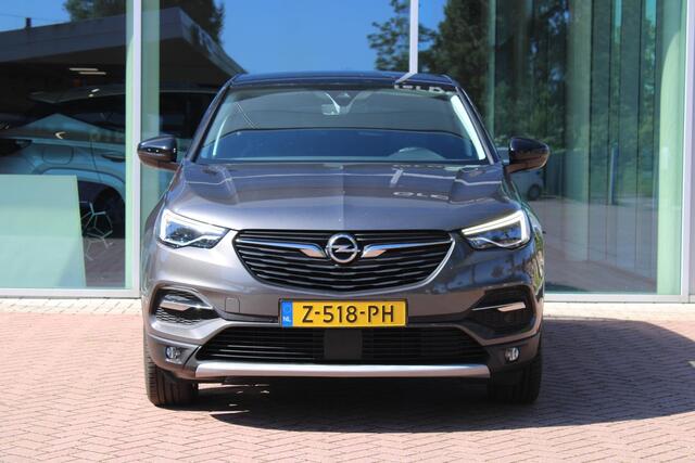 Opel Grandland X 1.6 Turbo Hybrid4 Ultimate
