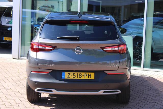 Opel Grandland X 1.6 Turbo Hybrid4 Ultimate