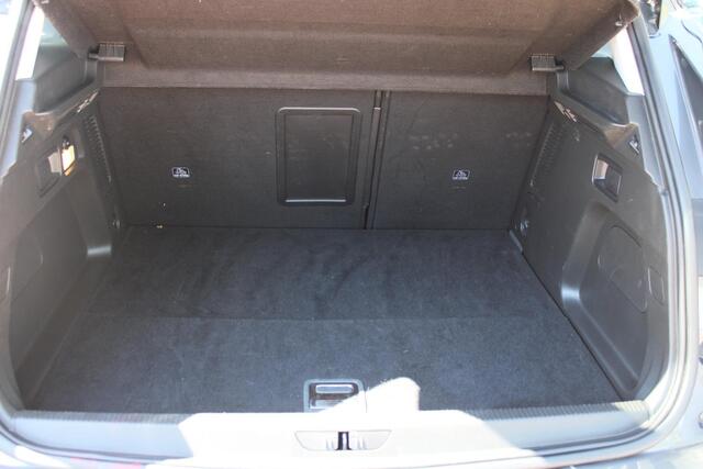 Opel Grandland X 1.6 Turbo Hybrid4 Ultimate