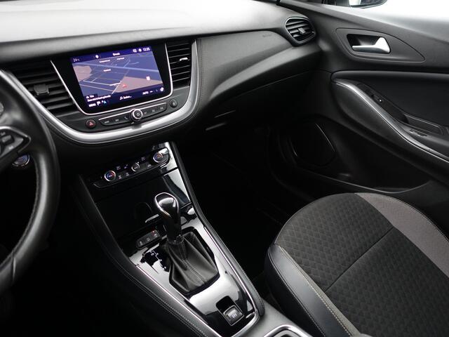 Opel Grandland X 1.2 Turbo Ultimate Aut- Two Tone, Carplay, Park Assist, Lane Assist, Sfeerverlichting, Led, Sport Interieur