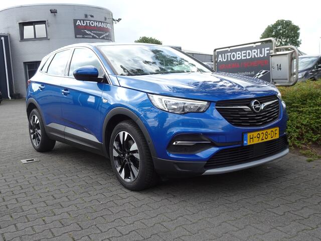 Opel Grandland X 1.2 Turbo Business Executive