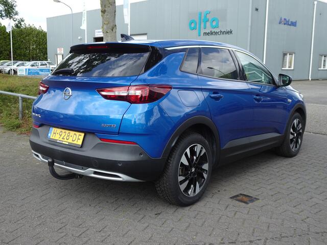 Opel Grandland X 1.2 Turbo Business Executive
