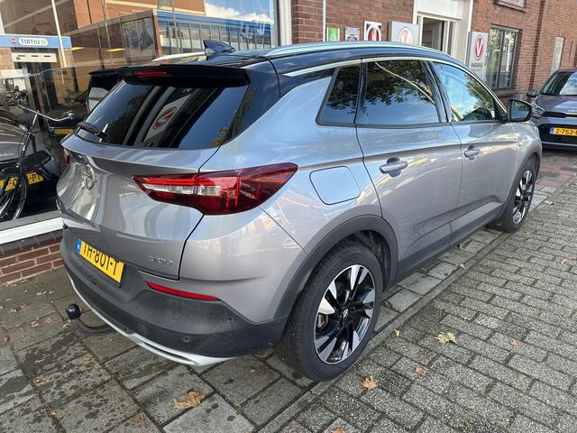 Opel Grandland X 1.2 Turbo Ultimate | trekhaak | lichtmetalen wielen | navigatie |leder