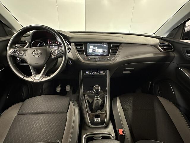 Opel Grandland X 1.2 Turbo Business Edition 10 op Voorraad NAVIGATIE CRUISE CONTROL APPLE CARPLAY/ANDROID RIJSTROOKSENSOREN ACHTERUITRIJCAMERA ZEER MOOI !! LOCATIE 3010 DEK