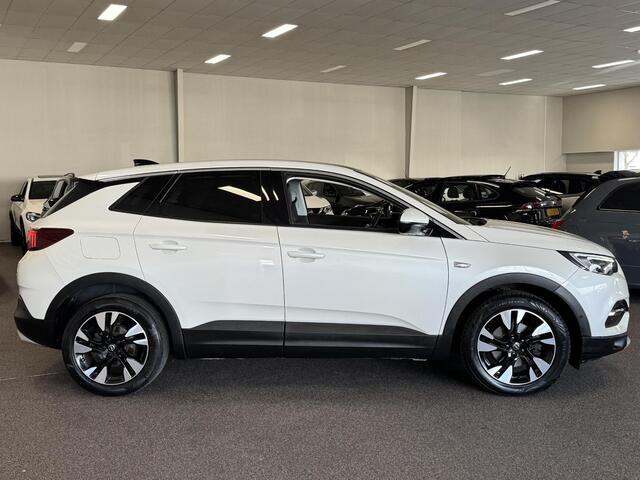 Opel Grandland X 1.2 Turbo Innovation NAVIGATIE/CAMERA, PANORAMA, LEER,