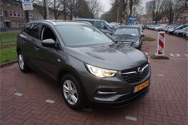 Opel Grandland X 1.2 Turbo Business + 131 pk APPLE CARPLAY