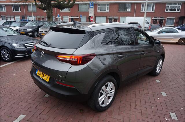 Opel Grandland X 1.2 Turbo Business + 131 pk APPLE CARPLAY