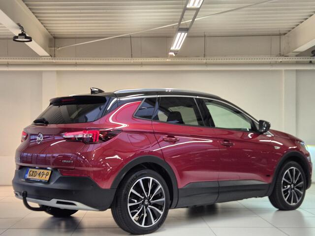 Opel Grandland X 1.6 Turbo Hybrid Ultimate Automaat | Navigatie | Stoelverwarming | Kofferklep elektrisch | Keyless Entry | Apple carplay/Android Auto |