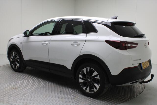 Opel Grandland X 1.2 Turbo Business Executive | automaat | trekhaak | climate control | navigatie fullmap | pdc v/a | carplay | bluetooth | cruise control