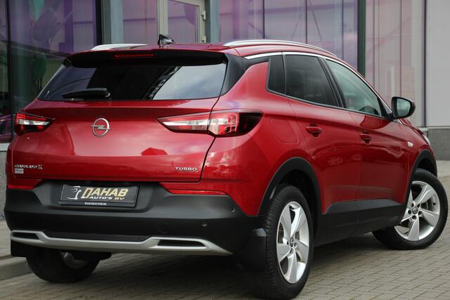Opel Grandland X 1.2 Turbo Business Executive | Camera | Keyless | Stoel/stuurverwaming