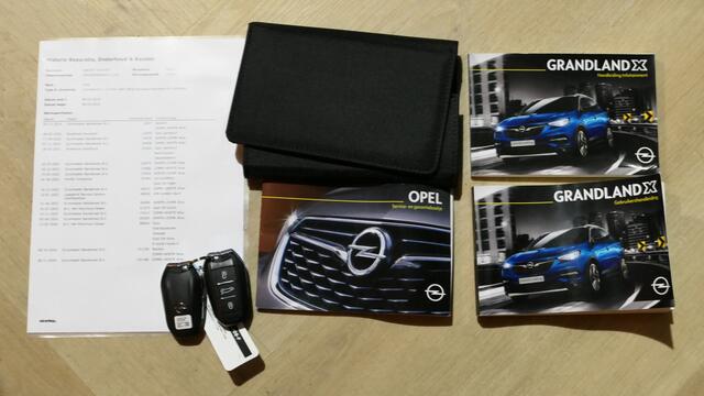 Opel Grandland X 1.2 Turbo Business Executive |Keyless|1e eig!|Carplay!