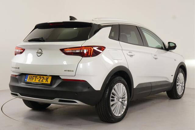 Opel Grandland X 1.6 Turbo Hybrid Innovation | Camera | Navigatie | Inparkeer | Dodehoek |