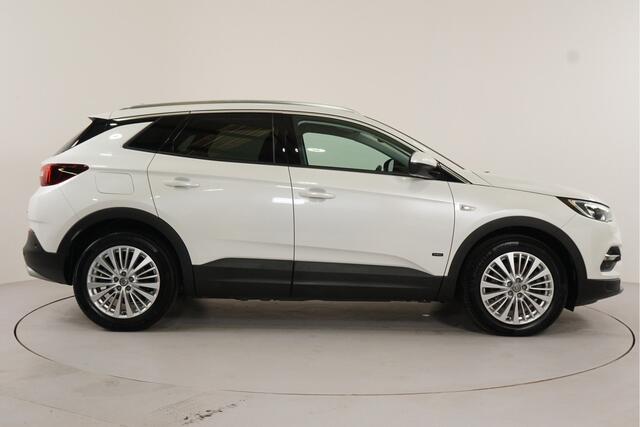 Opel Grandland X 1.6 Turbo Hybrid Innovation | Camera | Navigatie | Inparkeer | Dodehoek |