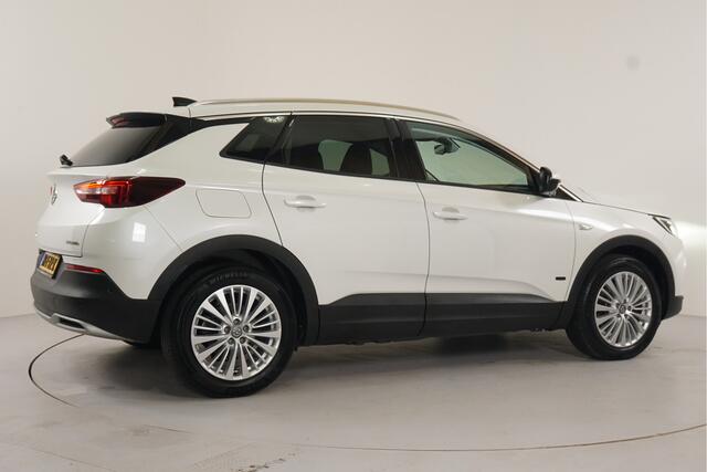 Opel Grandland X 1.6 Turbo Hybrid Innovation | Camera | Navigatie | Inparkeer | Dodehoek |
