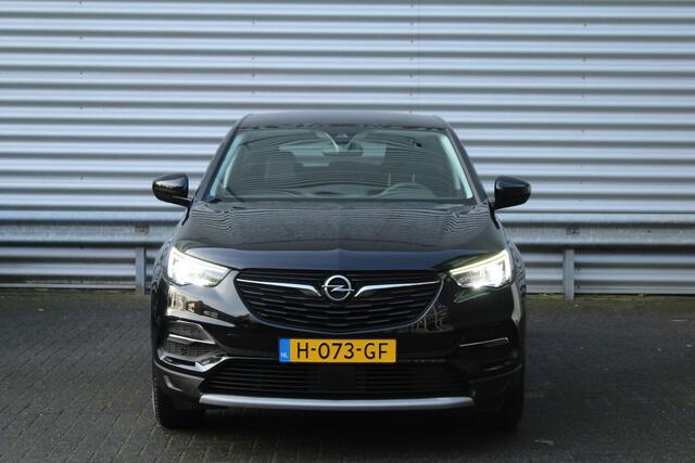 Opel Grandland X 1.2 Turbo 131pk Business Executive NL-Auto NAP Clima Cruise Navi Carplay Keyless 17"LMV