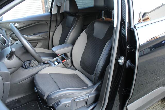 Opel Grandland X 1.2 Turbo 131pk Business Executive NL-Auto NAP Clima Cruise Navi Carplay Keyless 17"LMV
