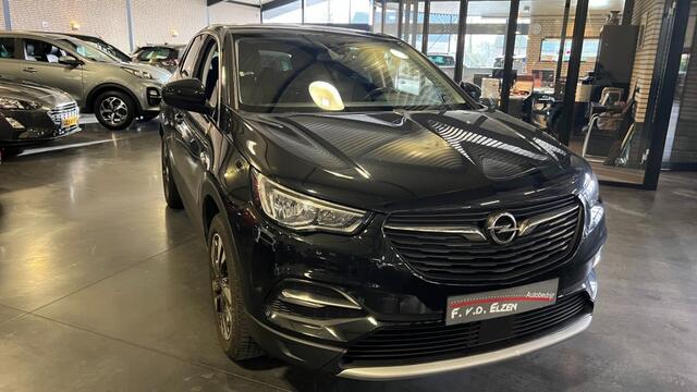 Opel Grandland X 1.2 TURBO INNOVATION AUTOMAAT