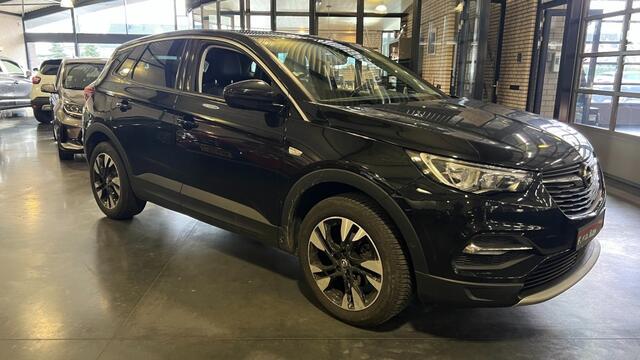 Opel Grandland X 1.2 TURBO INNOVATION AUTOMAAT