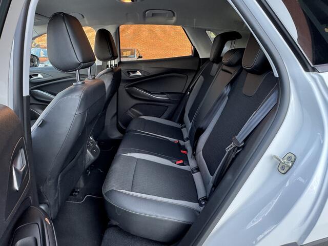 Opel Grandland X 1.2 Turbo Innovation // NAVI // CAMERA // CLIMA // CRUISE // DAB // DODEN HOEK SENSOR