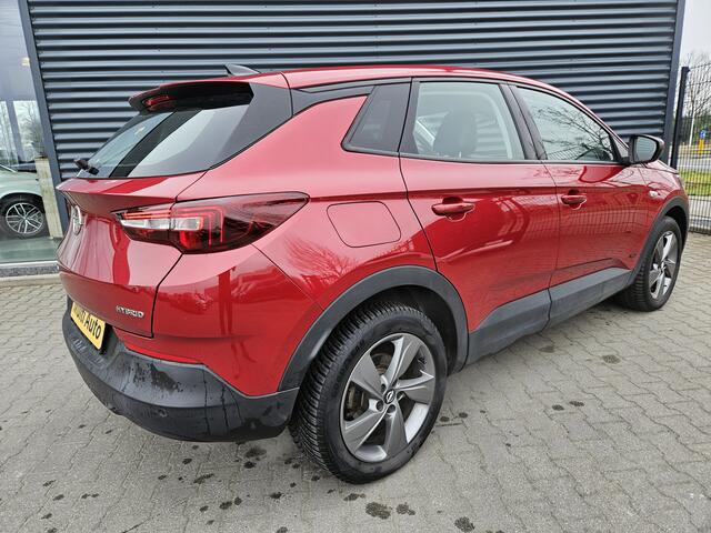 Opel Grandland X 1.6 Turbo Hybrid Elegance Plug In Hybrid 225 pk PHEV | Apple Carplay | LED Koplampen | Stoelverwarming | 18"L.M | Navi Full Map | Laneassist |