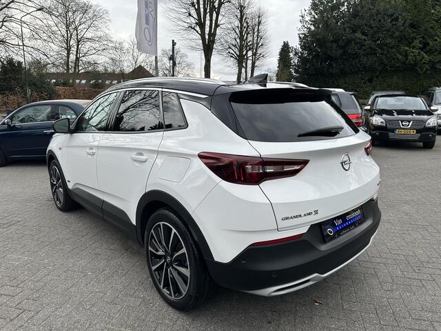 Opel Grandland X 1.6 Turbo Hybrid4 4WD 300PK Automaat Ultimate