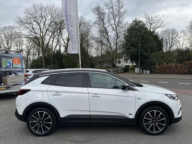 Opel Grandland X 1.6 Turbo Hybrid4 4WD 300PK Automaat Ultimate