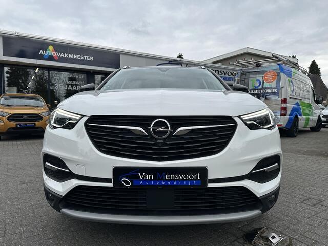 Opel Grandland X 1.6 Turbo Hybrid4 4WD 300PK Automaat Ultimate