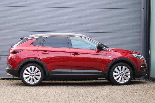 Opel Grandland X 1.6 Turbo Hybrid Ultimate | Trekhaak | Navigatie | BLIS | Camera | Elektrische achterklep